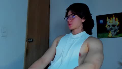 Snapshot of angelbennet_ chatting on 11-12-25, 10:41 Angel Bennet online show from 11-12-25, 10:41