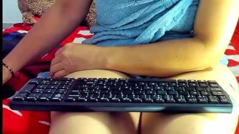 angel online show from 02-25-26, 10:08