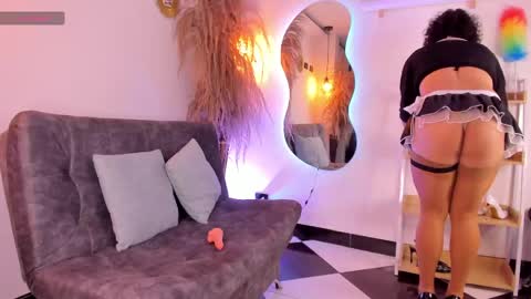 Angel  online show from 04-25-26, 03:42