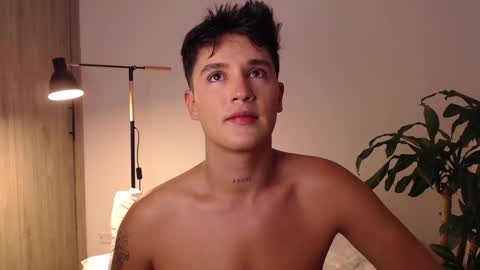 Snapshot of angelcossio chatting on 12-04-24, 12:41 Angel online show from 12-04-24, 12:41