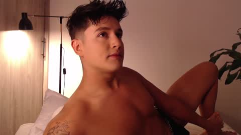 Snapshot of angelcossio chatting on 12-09-24, 01:51 Angel online show from 12-09-24, 01:51