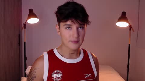 Snapshot of angelcossio chatting on 02-04-25, 01:02 Angel online show from 02-04-25, 01:02