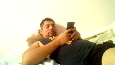 Snapshot of angeldavid90 chatting on 10-05-25, 03:32 angeldavid90 online show from 10-05-25, 03:32