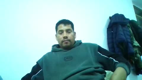 Snapshot of angeldavid90 chatting on 10-22-25, 02:12 angeldavid90 online show from 10-22-25, 02:12