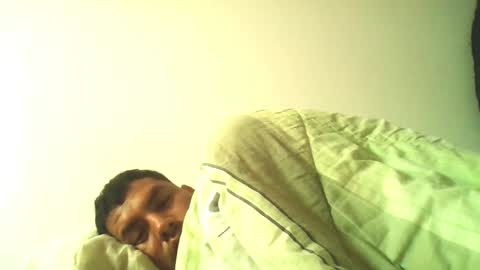 Snapshot of angeldavid90 chatting on 11-16-25, 12:33 angeldavid90 online show from 11-16-25, 12:33