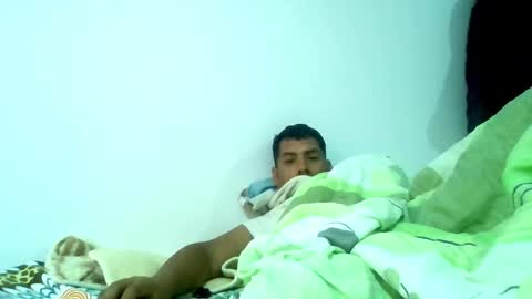 Snapshot of angeldavid90 chatting on 12-05-25, 01:20 angeldavid90 online show from 12-05-25, 01:20