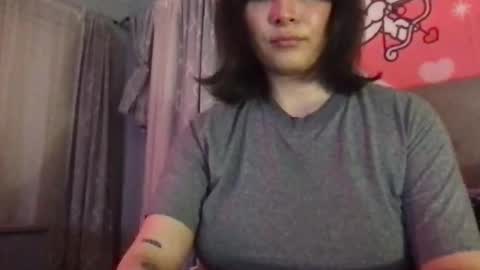 Snapshot of angelducati chatting on 05-20-26, 07:58 Angel Ducati online show from 05-20-26, 07:58