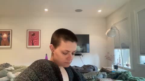 Snapshot of angeleleven11 chatting on 02-18-25, 08:36 angeleleven11 online show from 02-18-25, 08:36