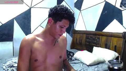 Snapshot of angelfloress18 chatting on 10-13-25, 11:32 AngelFlores online show from 10-13-25, 11:32