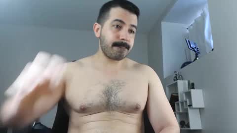 Angel Fusco online show from 04-23-26, 01:35