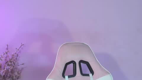 Snapshot of angeli_sexi chatting on 02-23-25, 01:02 Carolina online show from 02-23-25, 01:02