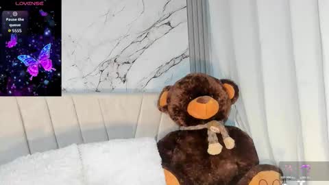 Snapshot of angeli_sexi chatting on 10-05-25, 12:09 Carolina online show from 10-05-25, 12:09