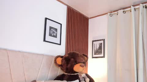 Carolina online show from 04-02-26, 01:36