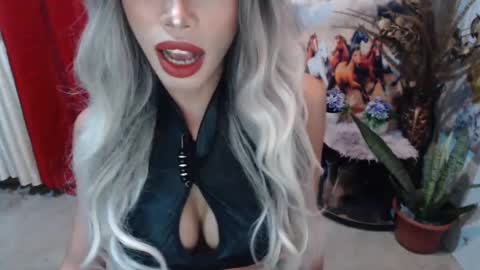 DIVINE ANGEL online show from 02-14-25, 10:07