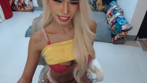 DIVINE ANGEL online show from 12-14-25, 11:42