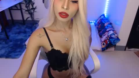 DIVINE ANGEL online show from 02-25-26, 01:59