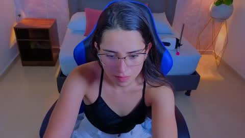Snapshot of angelica_dymond chatting on 07-27-26, 07:10 A N G E L I C A online show from 07-27-26, 07:10