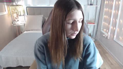 Angelica online show from 01-31-25, 12:18