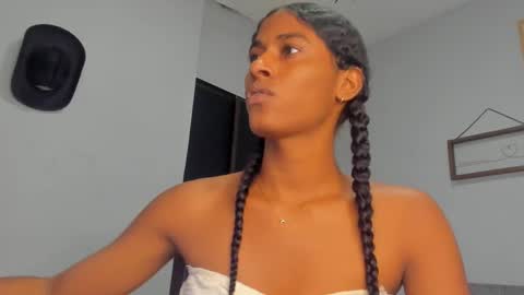 Snapshot of angelica_sexy1 chatting on 09-26-25, 08:13 angelica_sexy1 online show from 09-26-25, 08:13