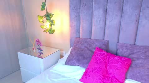 Snapshot of angelicaa_garcia chatting on 04-17-26, 11:57 angelicaa_garcia online show from 04-17-26, 11:57