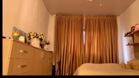angelicfenix online show from 04-29-26, 04:00