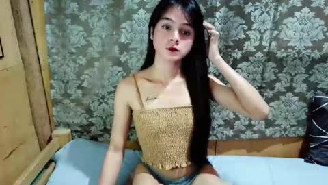 Snapshot of angelickath chatting on 01-18-26, 11:58 kath online show from 01-18-26, 11:58