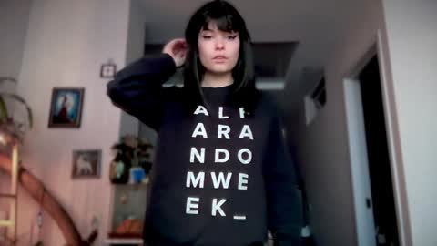 Angelika Rouge online show from 01-28-25, 01:27