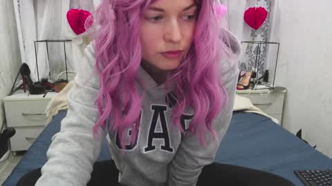 Angelika Rouge online show from 03-01-26, 09:33