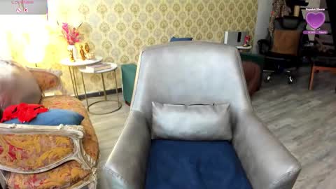 Snapshot of angelina_class_7 chatting on 02-16-26, 02:35 angelina_class_7 online show from 02-16-26, 02:35