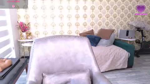 angelina_class_7 online show from 07-09-26, 01:37