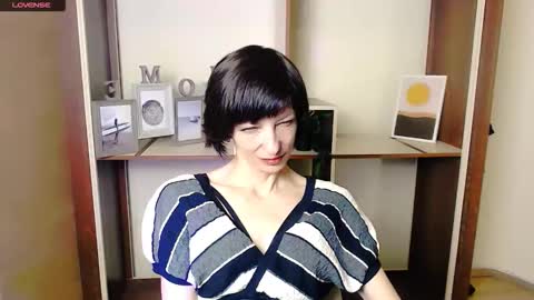 Angelina online show from 10-07-25, 06:54