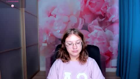 AngelinaLow online show from 11-03-25, 12:28