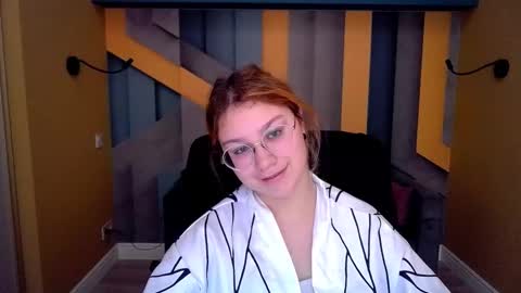 AngelinaLow online show from 02-19-26, 01:07