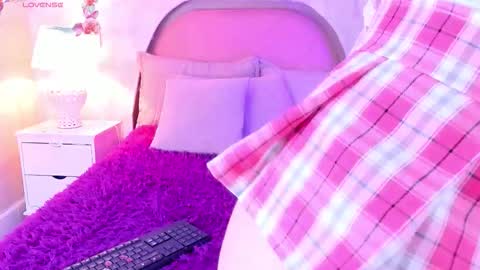 angeline online show from 03-17-26, 12:08