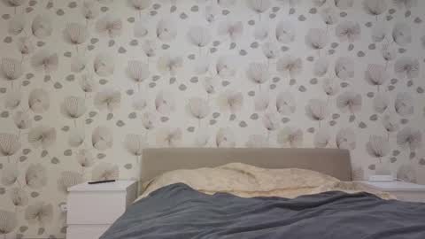 Angel online show from 11-21-25, 04:00