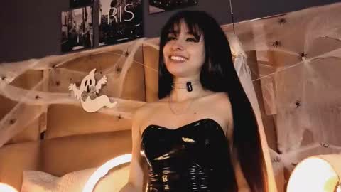 angelinepossy online show from 10-22-25, 09:47