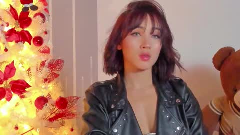 Angelique Murphy online show from 12-16-25, 06:29