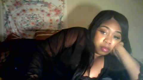 angeliquebelcaliz online show from 12-16-25, 01:10