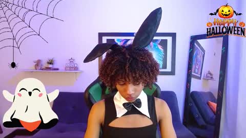 Snapshot of angell18_ chatting on 10-31-25, 09:27 Angel online show from 10-31-25, 09:27