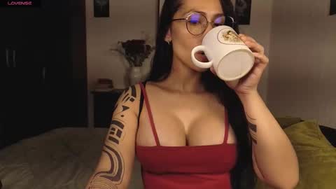  ANGELA ISABELLA  online show from 03-08-26, 09:29