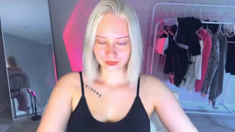 Cutie online show from 07-10-26, 11:24
