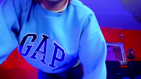 Angel  online show from 02-18-25, 06:26