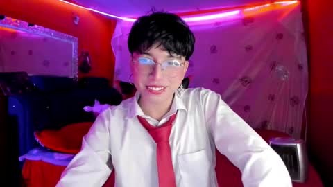 Angel  online show from 09-19-25, 12:23