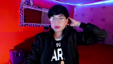 Angel  online show from 10-10-25, 09:52