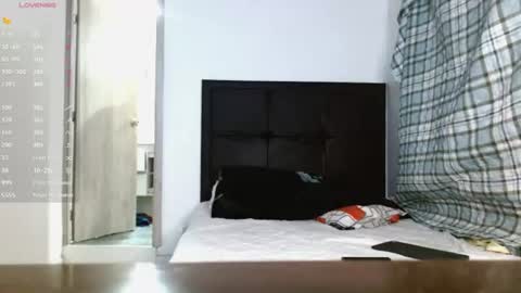 Snapshot of angelm888 chatting on 06-23-26, 05:05 Angelm888- online show from 06-23-26, 05:05