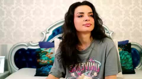 Snapshot of angelmarryy chatting on 06-11-26, 09:07 Natalia online show from 06-11-26, 09:07
