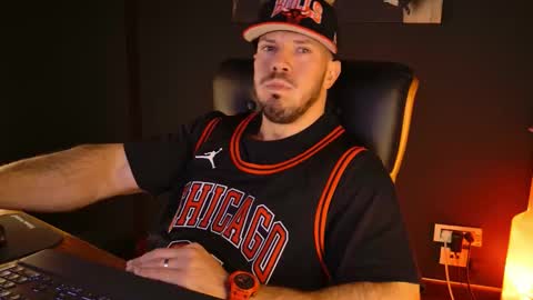 BlackWolf online show from 12-22-25, 02:14