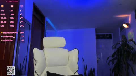 Angelo Ferro online show from 12-21-24, 03:58