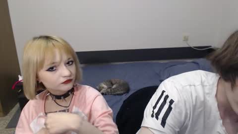 Snapshot of angelofporncouple chatting on 03-04-26, 02:45 Eva online show from 03-04-26, 02:45