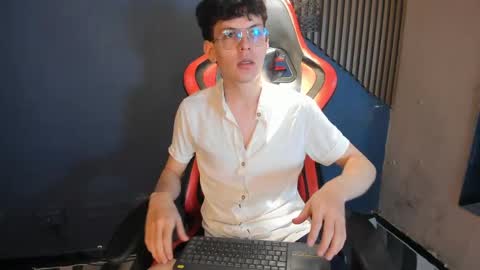 angelo online show from 06-06-26, 08:35